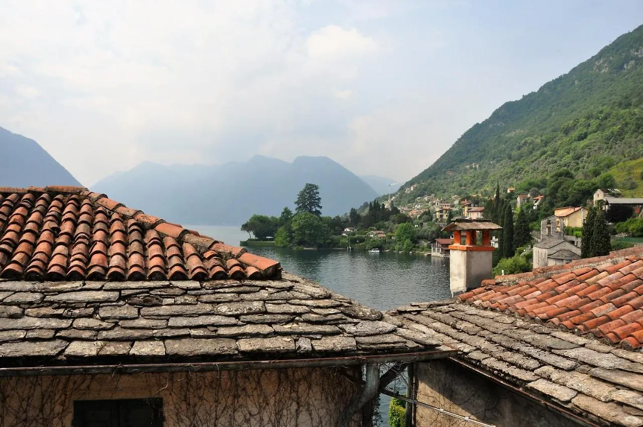 Le Allegre Comari Di Ossuccio 0*,