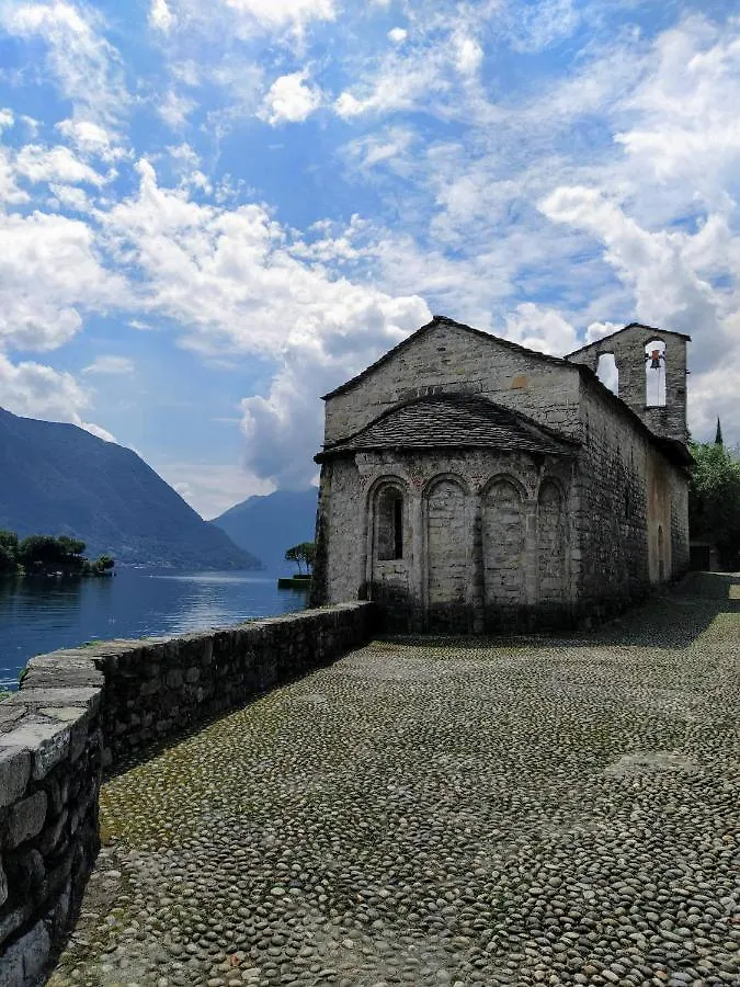 Le Allegre Comari Di Ossuccio Italy